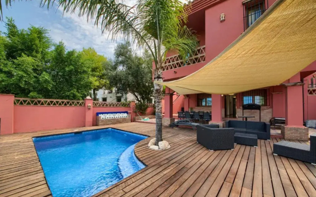 Holidays2Malaga Candado House pool & garden