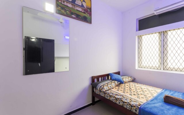 Manning 2BR Apartment in Wellawatta with AC