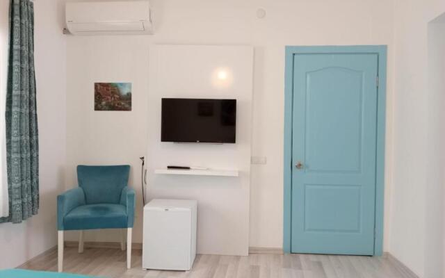Daffne Otel