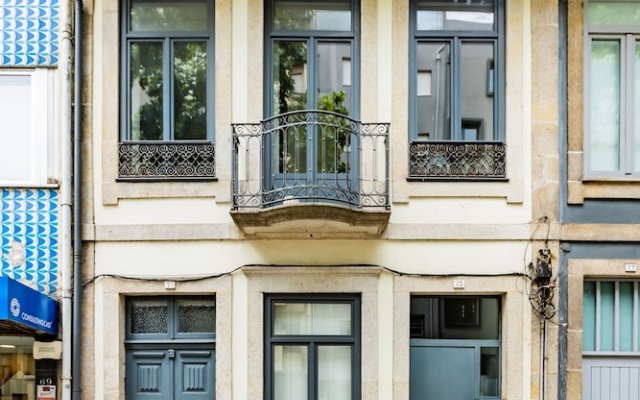 Oporto Loft with Mezzanine