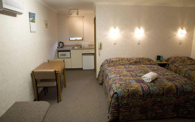 Parklands Motel