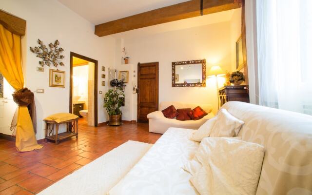 Senese 25A - Keys Of Italy