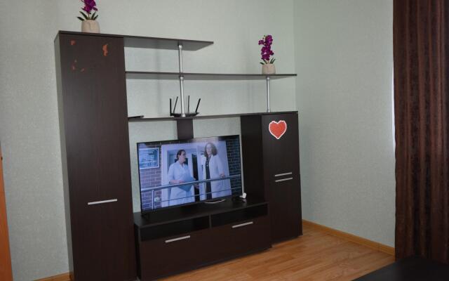 Apartments on Staronikitskaya street