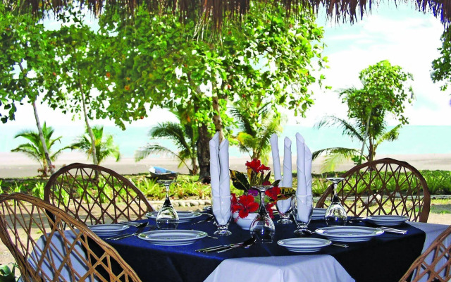 Alma Del Pacifico Beach Hotel & Spa