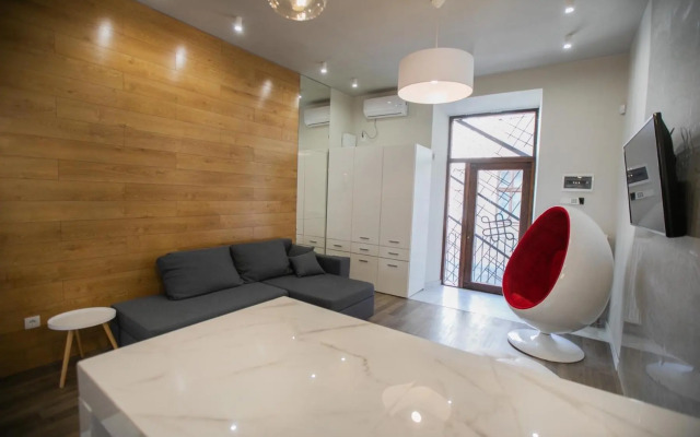 Апартаменти з кондиціонером на вулиці Староєврейська 15