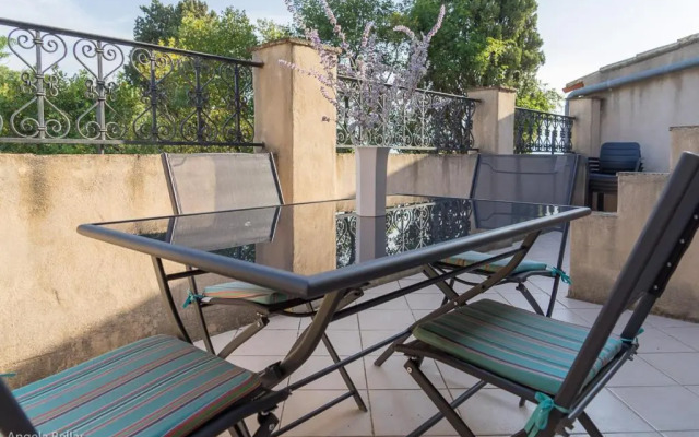 Comfortable Gite (3) in attractive Languedoc village