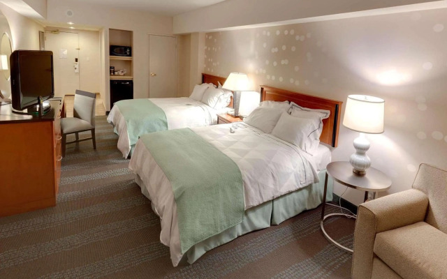 Niagara Fallsview Hotel Suites