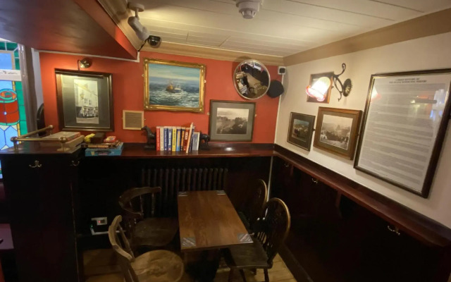 The Black Horse Inn