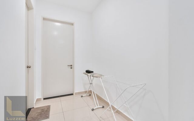 Legasi Kampung Bharu Guesthouse