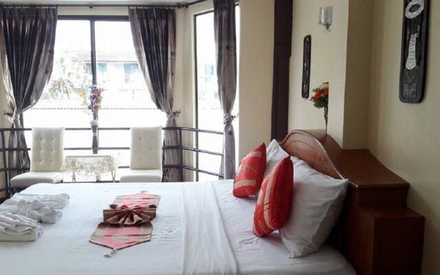 Patong Rose Guest House