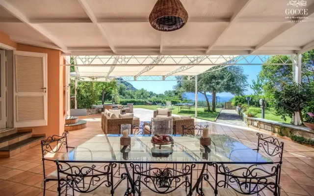 The Lookout Exclusive Garden Villa With Capri Views