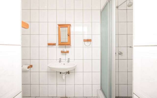 Contemporary 4 Bedroom Home