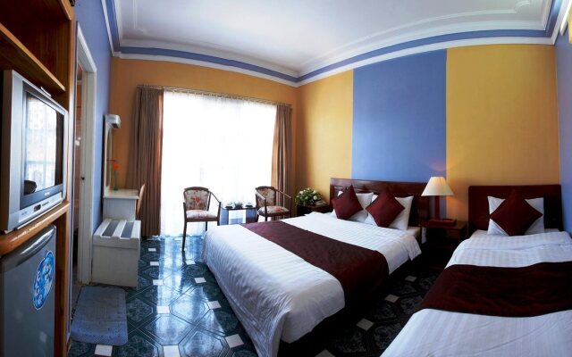 Nguyen Hung Hotel