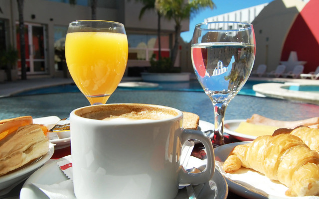 Quórum Cordoba Hotel - Resort Urbano