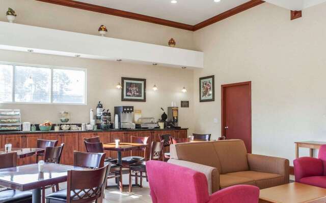 Quality Inn & Suites Cartersville North