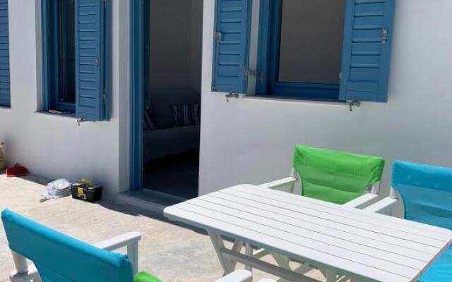 Studio on the beach, Leivadakia, Serifos