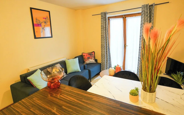 Beautiful 2-bedroom Apartment in Kettering