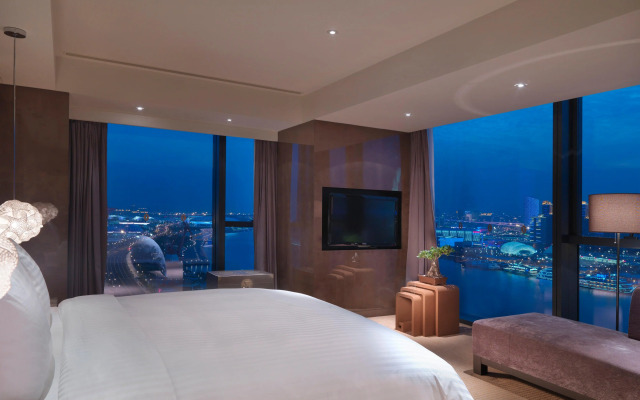 InterContinental Shanghai Expo by IHG
