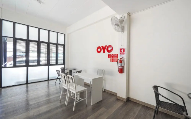 OYO 75309 Yo Charoen