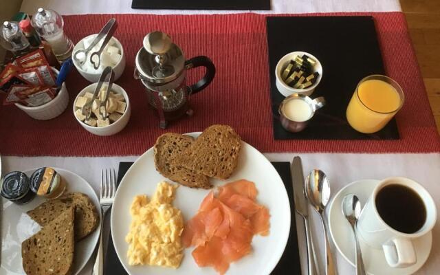 Alba Bed  Breakfast
