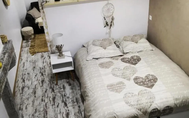 Studio zen et cosy, neuf en pleine ville