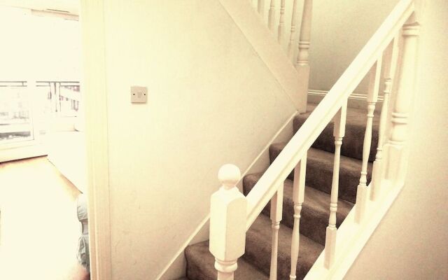 Crawford Suites Serviced Apartments