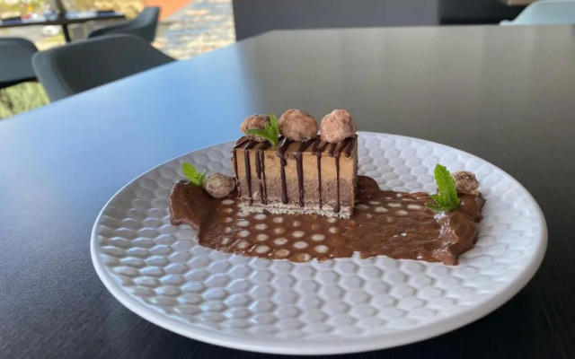 Best Western Charles Sturt Suites & Apartments