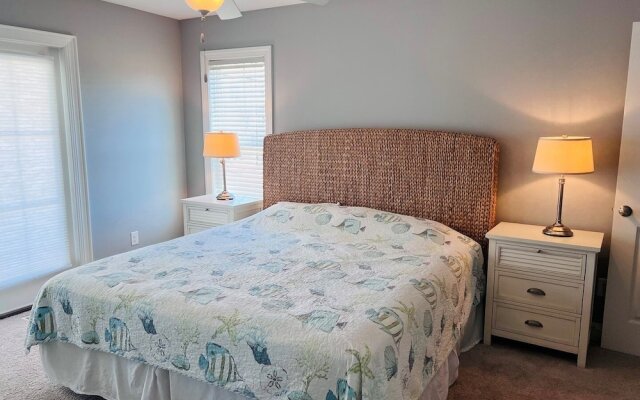 2ice As Nice 4 Bedroom Home by RedAwning