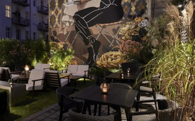 Sir Savigny Hotel, part of Sircle Collection