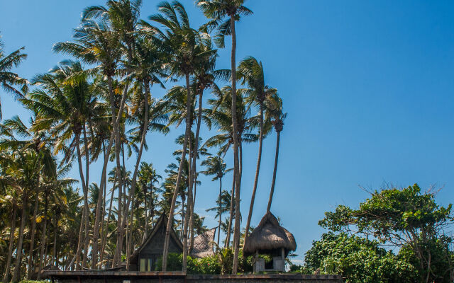 Most Exotic Beachfront Villa Keong