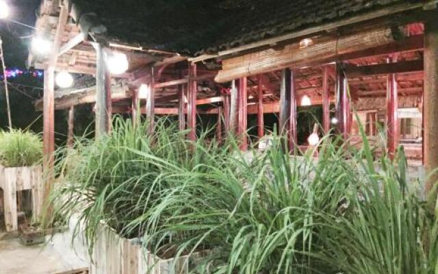 A Vietnam Corner Restaurant & Hostel