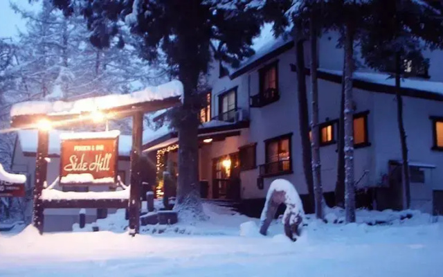 Pension & Bar Side Hill