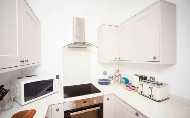 Georgian Garden Apartment - Central Bath