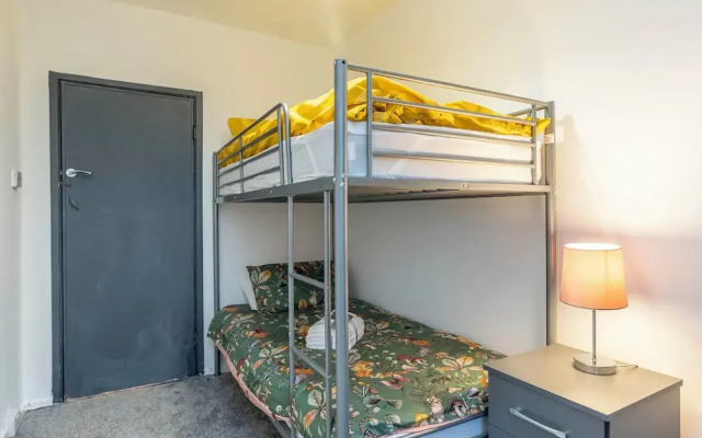 Beautiful 3-bed House in Bristol
