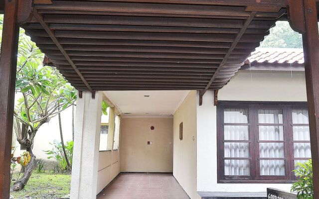 ZEN Premium Singgasana Gunungsari