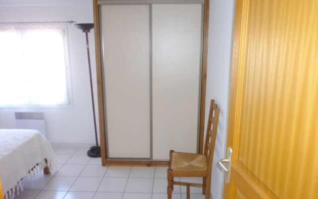 House With 2 Bedrooms in Argelès-sur-mer, With Wonderful Mountain View