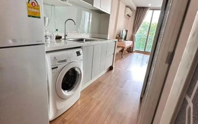 1 Bedroom+ Sofa-bed Luxury Condo @ Nimmana