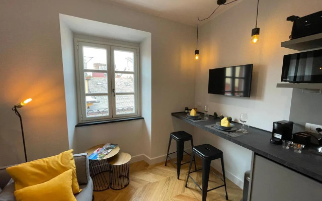 Mare e Cielo Luxury Apartment (1BR)