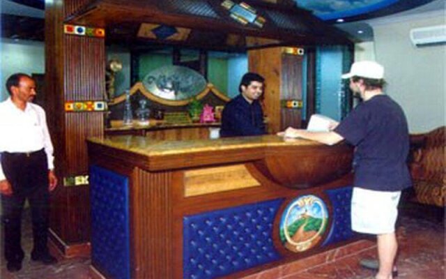 Hotel Ivory Palace