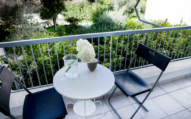 Best located executive apartment in Maroussi.