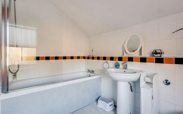 Lovely Terraced 2-bed House Near Hinksey Park