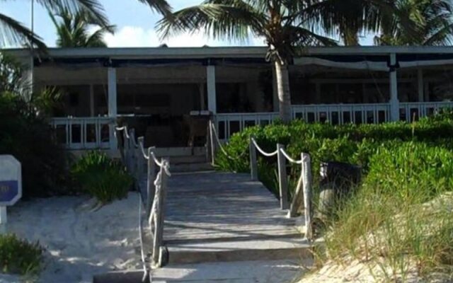 Sibonné Beach Hotel