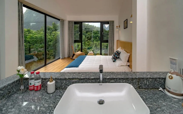 Yangshuo Serene Cove Hotel