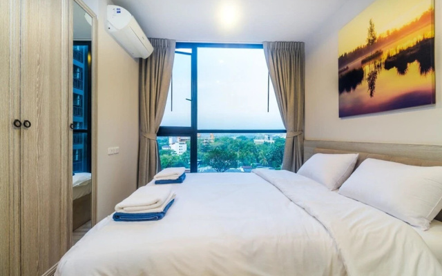 The Base Heights - Phuket Town Convenient Luxury one Bedroom Apartment Pool gym and Shopping