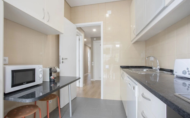 Liiiving - Terrace Downtown Apartment