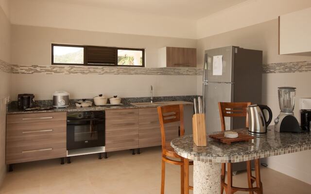 Le Duc Hillside Villas