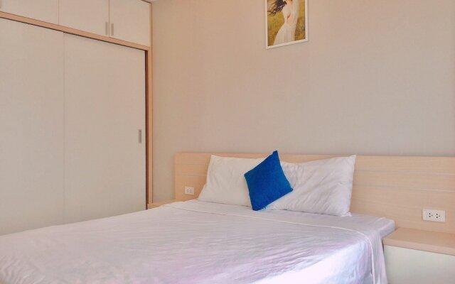 Modern Apartment in Scenic Valley Phu My Hung D7