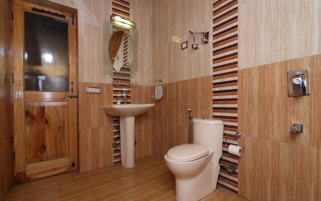 OYO 14072 Home Luxurious Studios Rohtang Road