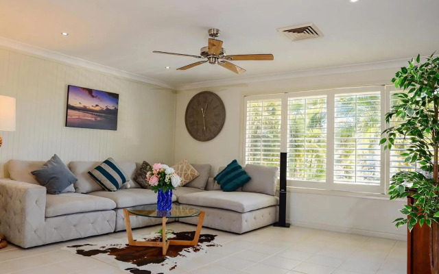 Magnificent Lakeview House - Long Jetty