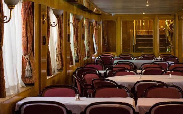 MS Nephtis Nile Cruise